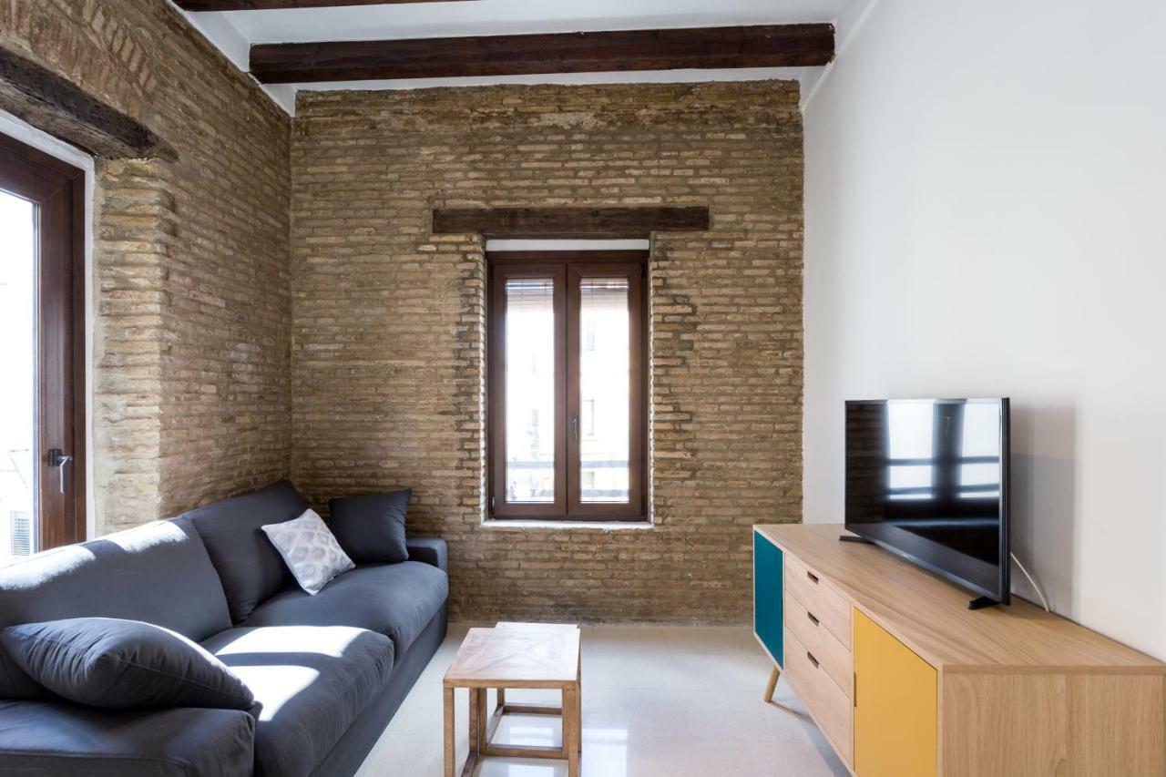 Almazen Apartamentos, Arrayan 23 Σεβίλλη Εξωτερικό φωτογραφία