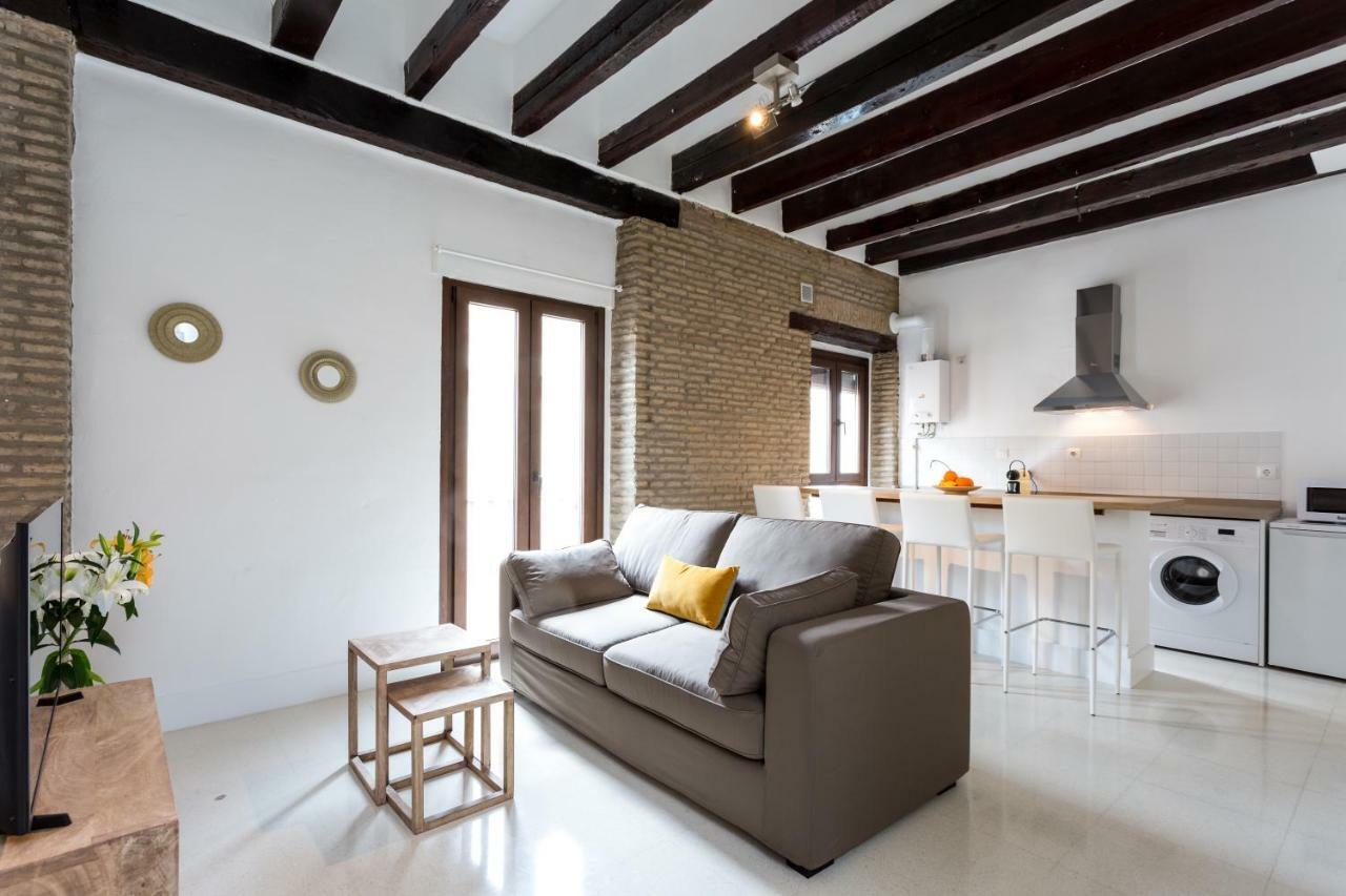 Almazen Apartamentos, Arrayan 23 Σεβίλλη Εξωτερικό φωτογραφία