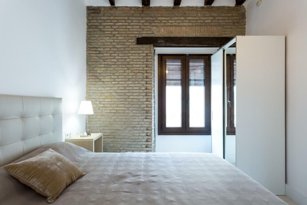 Almazen Apartamentos, Arrayan 23 Σεβίλλη Εξωτερικό φωτογραφία