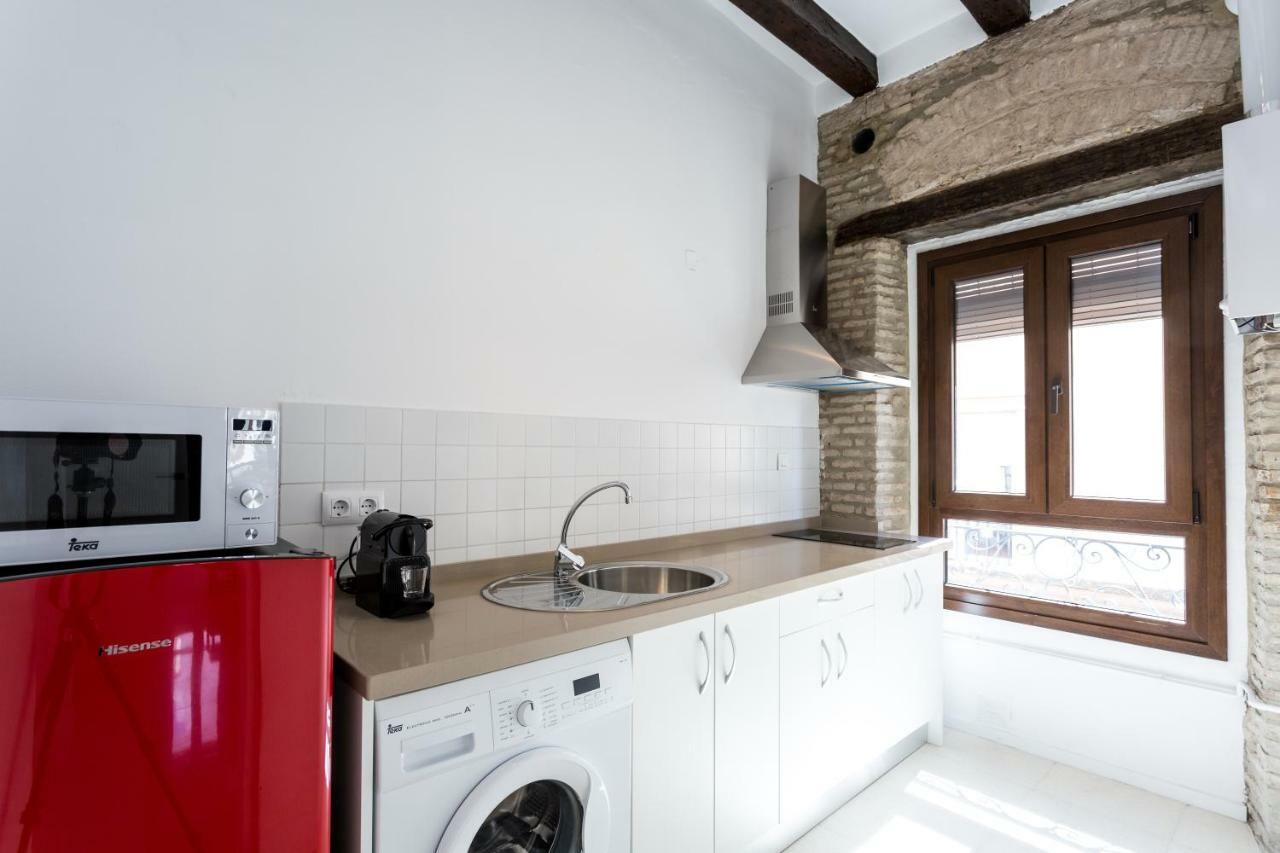 Almazen Apartamentos, Arrayan 23 Σεβίλλη Εξωτερικό φωτογραφία