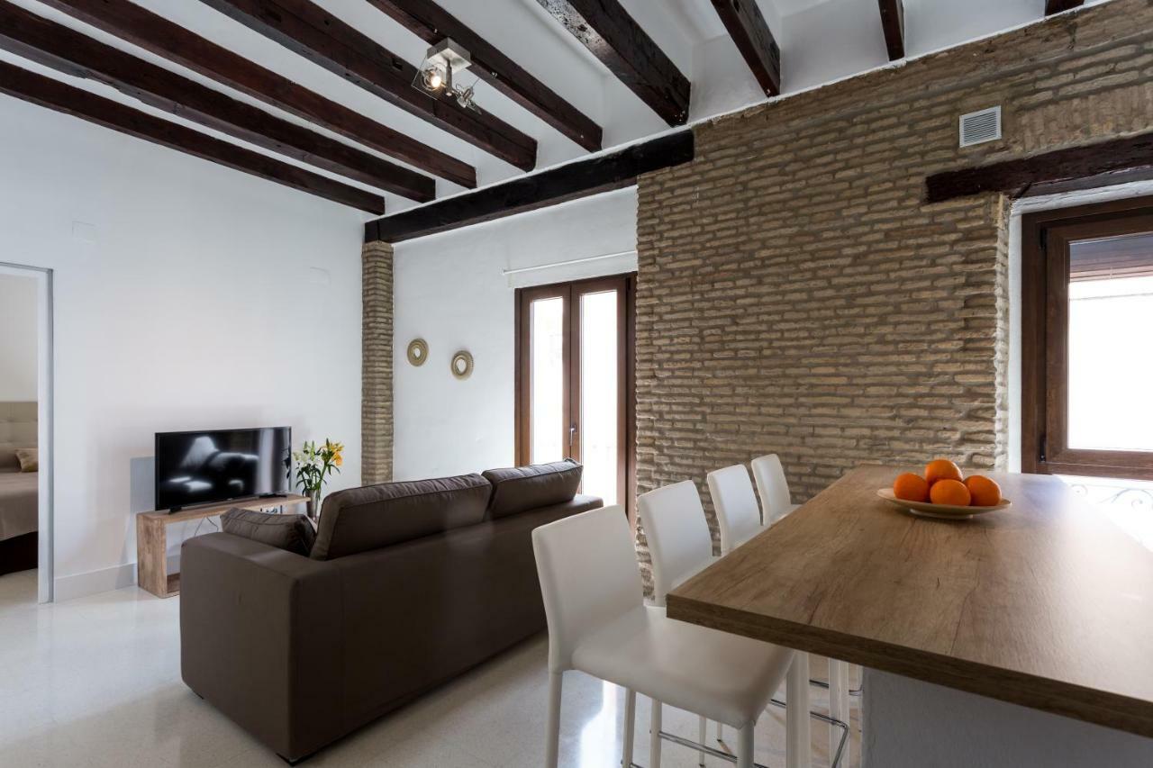 Almazen Apartamentos, Arrayan 23 Σεβίλλη Εξωτερικό φωτογραφία